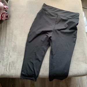 Pop fit crop legging 4x never worn